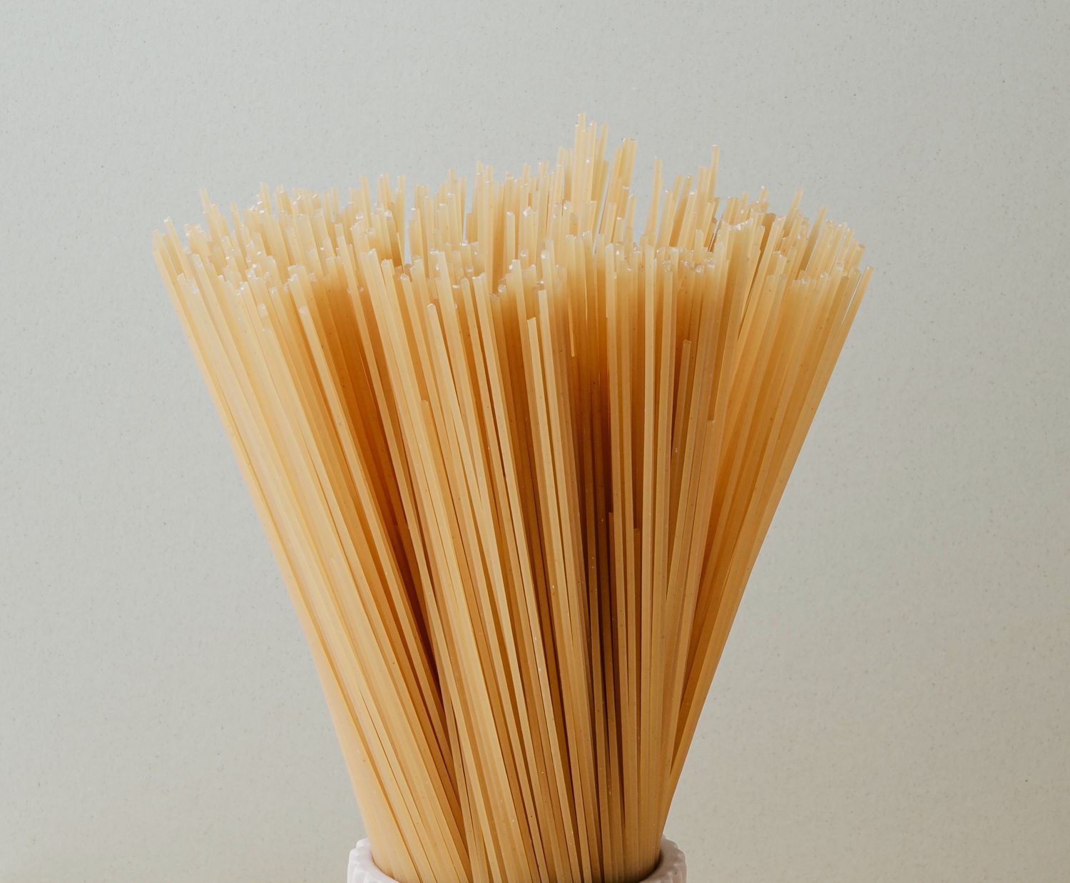 Organic white spaghetti