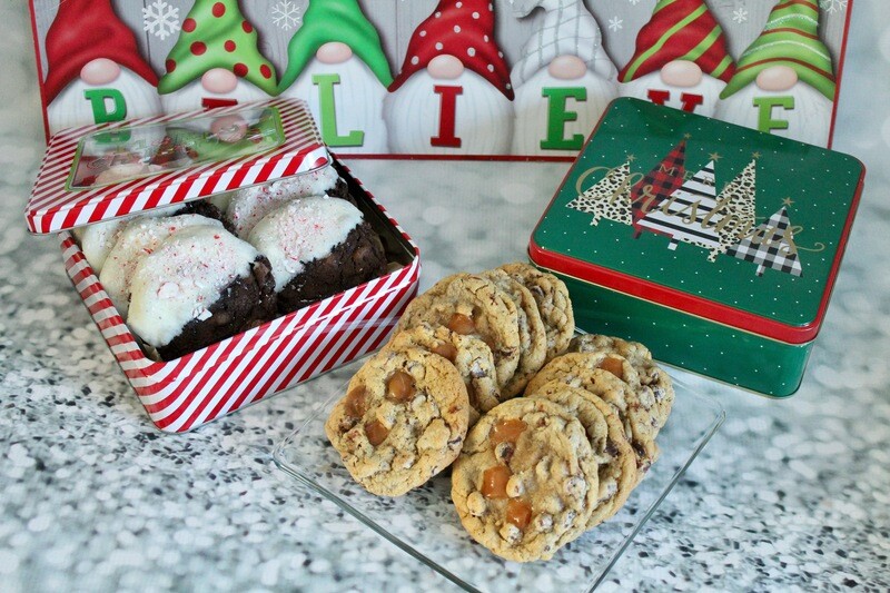 Gourmet Holiday Cookie Gift Tin 1 Dozen