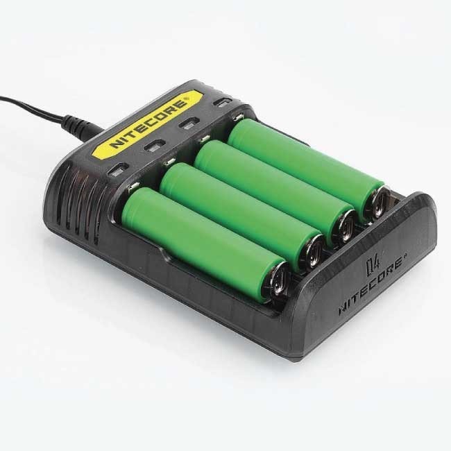 NITECORE CARICABATTERIE Q4 BLACK