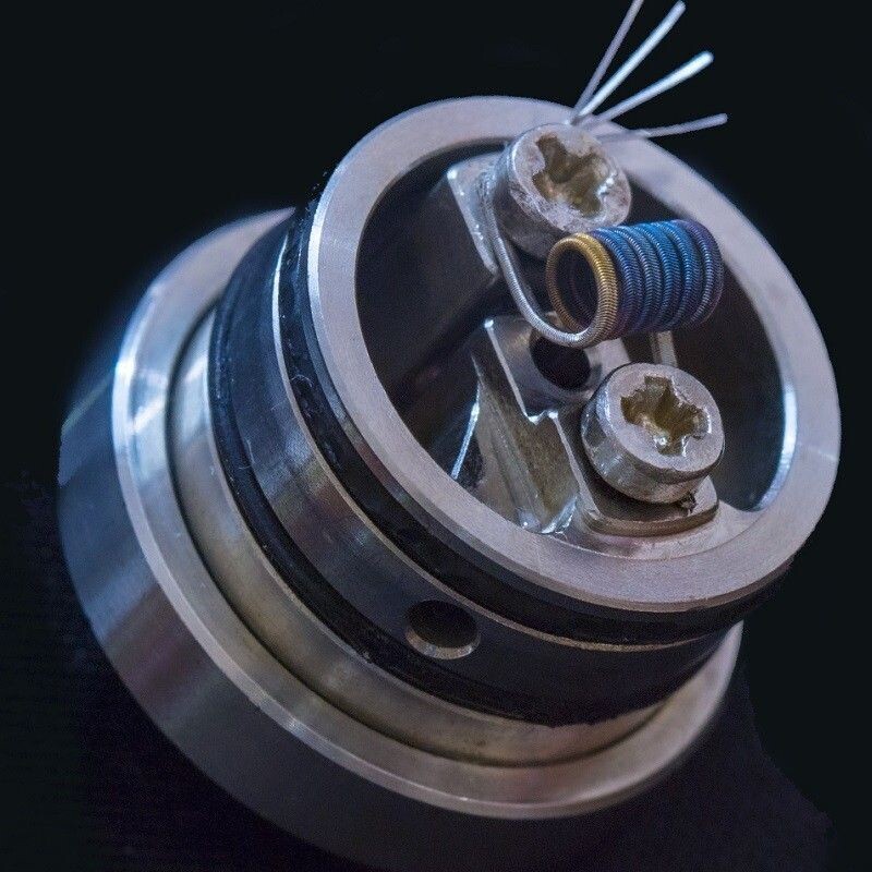 Breakill's Alien Lab - Bullet - Mtl Bf Alien - SURGICAL STRIKE STAPLED 0.75ohm ID 2mm 16-18W - 2 PEZZI