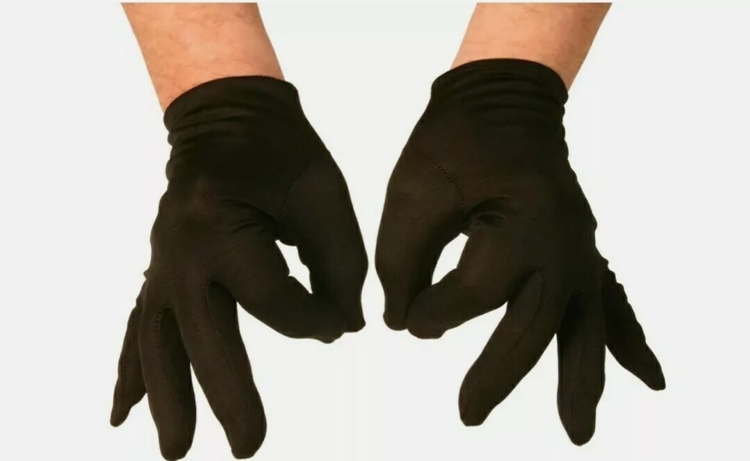 Adult Black Short Seamed Gloves