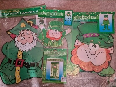 Happy St Patricks Day Leprechaun Decoration set.
