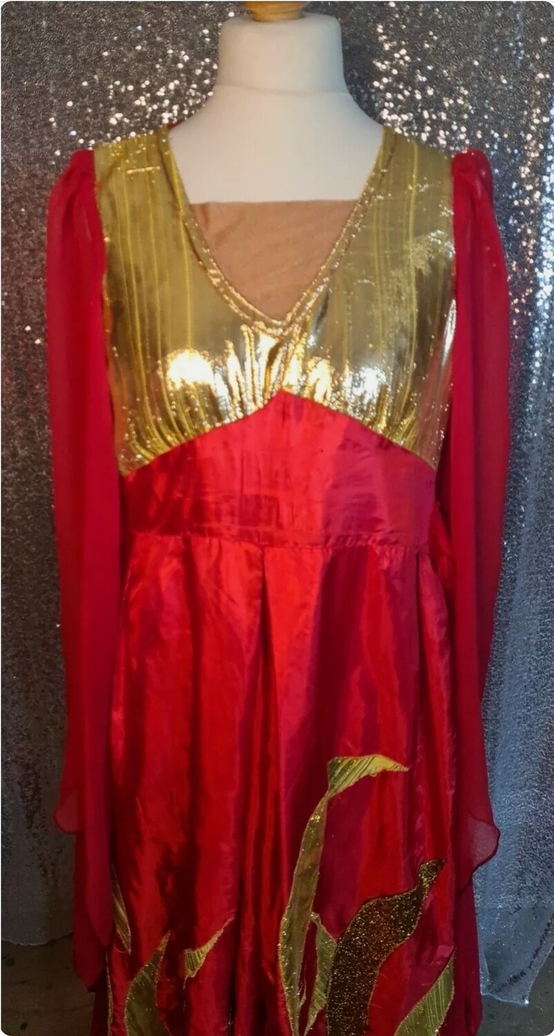 Adults Flame Red Vampiress