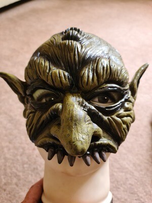 Halloween Monster Mask (C22)