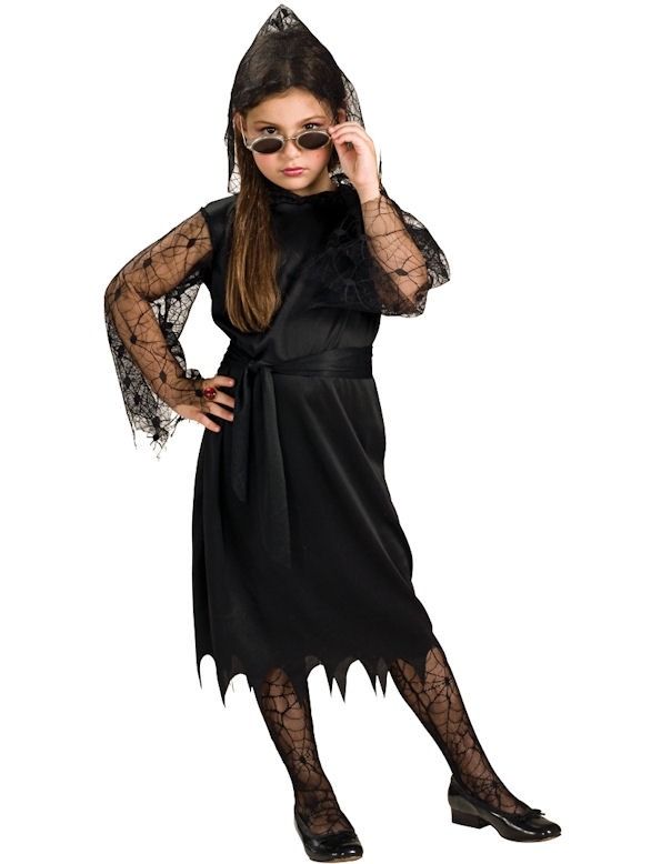 Gothic Lace  Vampiress 5-7