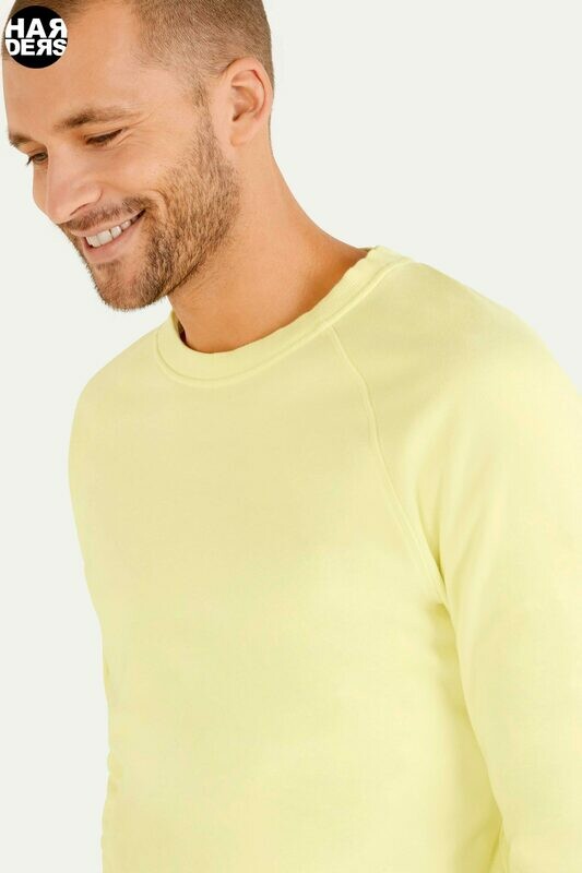 JUVIA Sweater