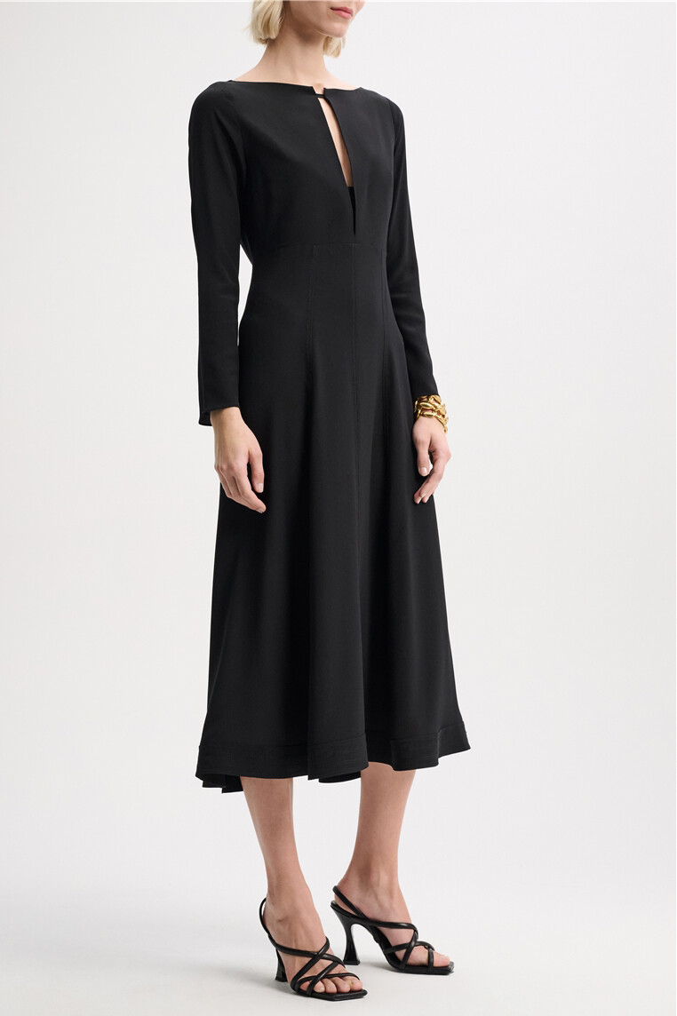 DOROTHEE SCHUMACHER KLEID SOPHISTICATED VOLUMES