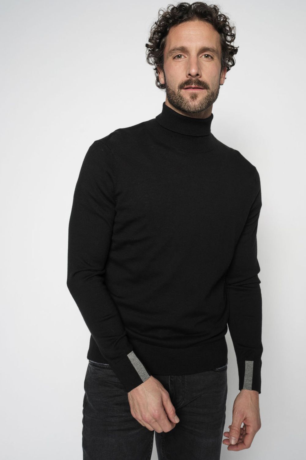 MOS MOSH PULLOVER MMGADAM