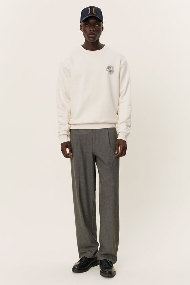 LES DEUX SWEATER GLOBE