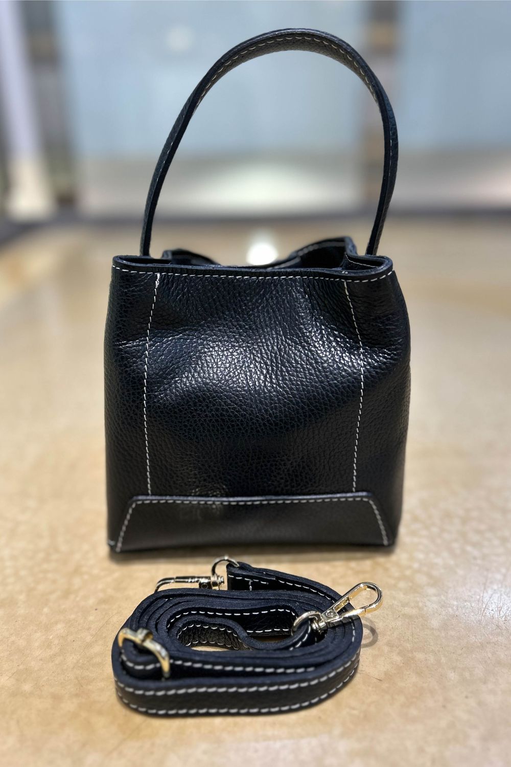 MARLON TASCHE SECCHIELLE ANTOINETTE