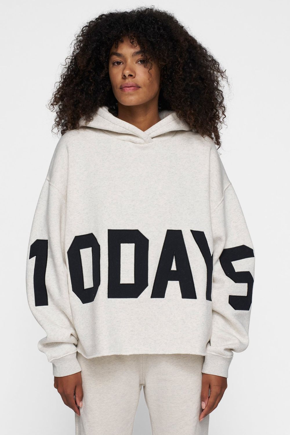 10 DAYS STATEMENT LOGO HOODIE