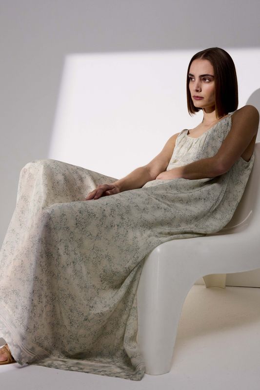 JC SOPHIE KLEID HOWARD