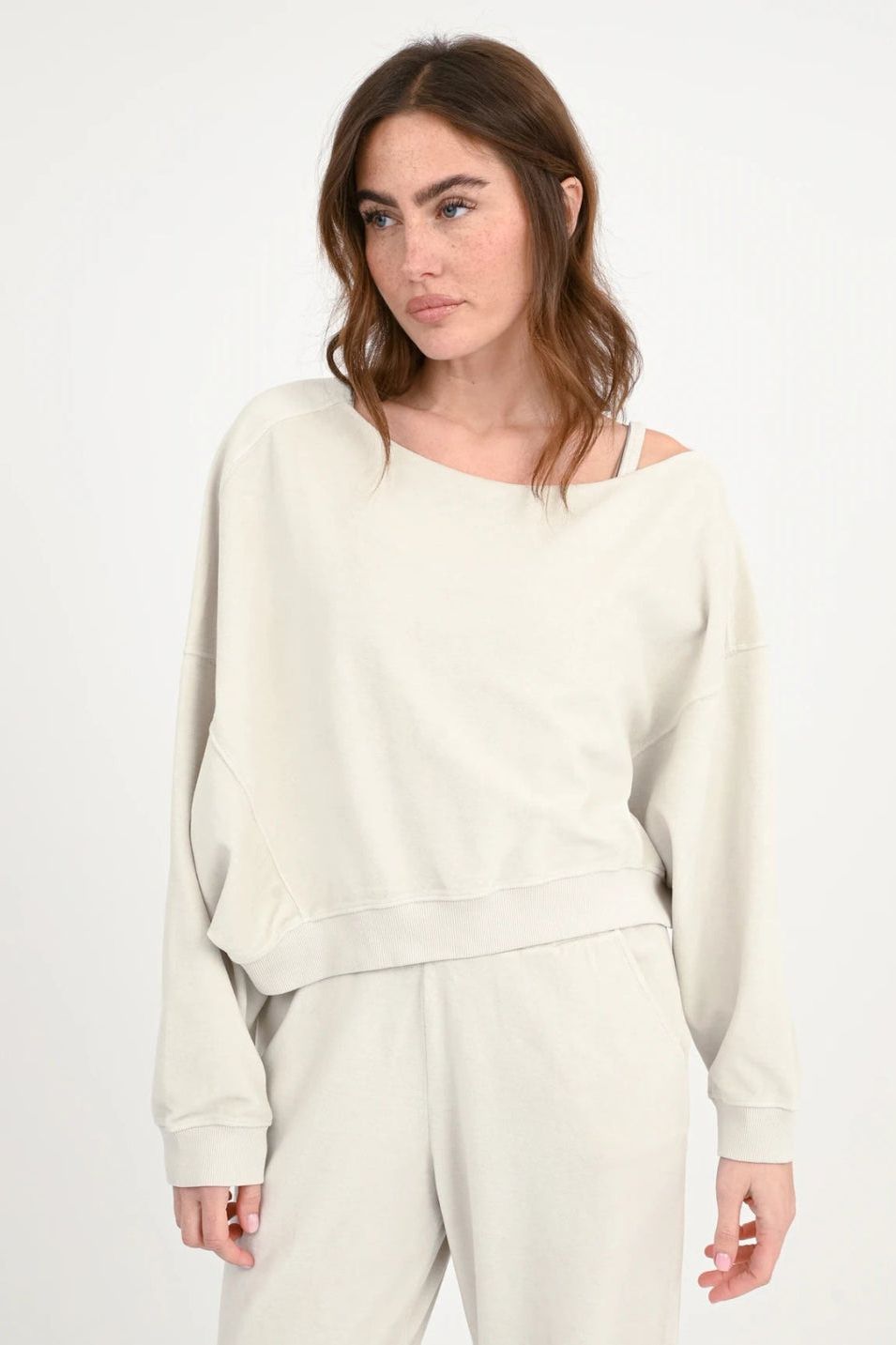 LOVE JOY VICTORY VELVET-SWEATER MARTI