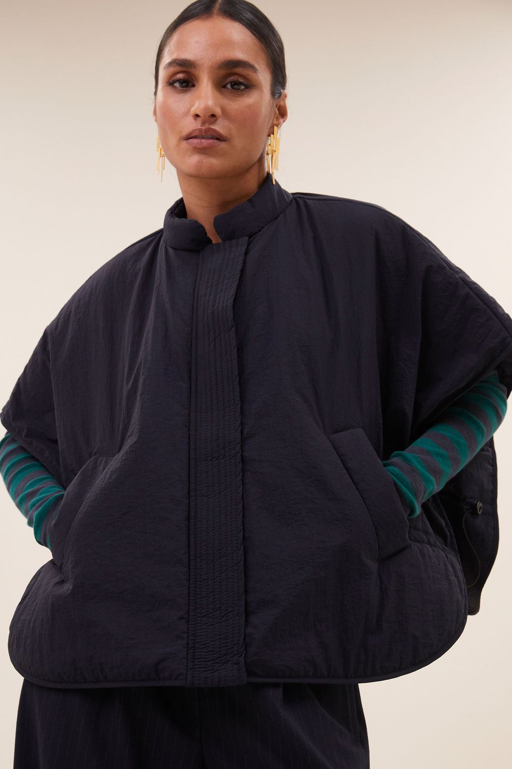 BY-BAR PUFFER-WESTE OSKAR