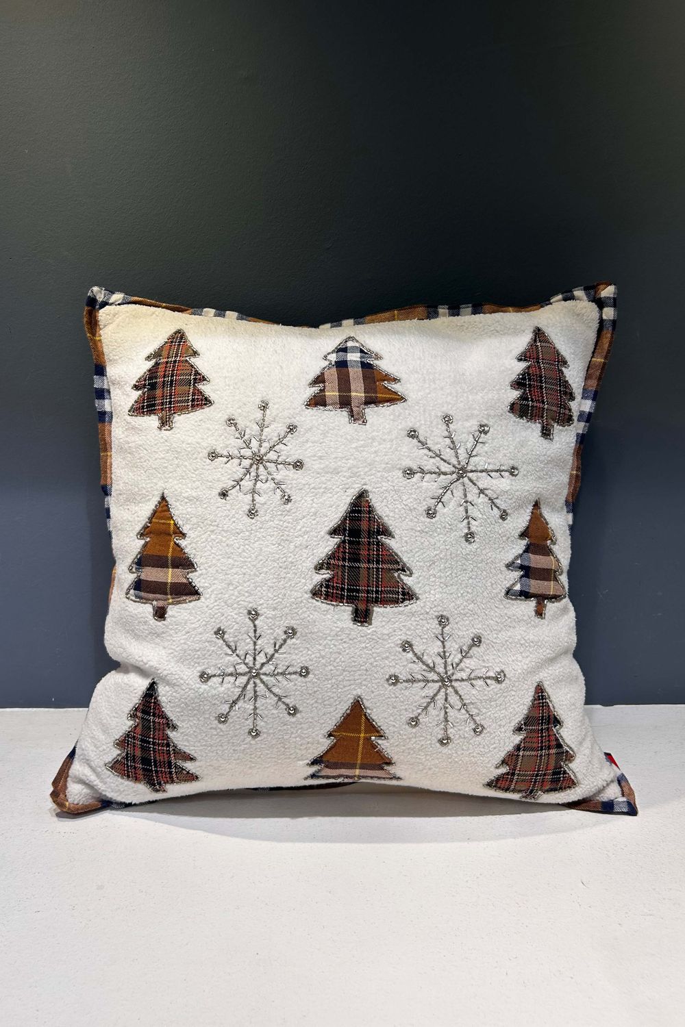 COLMORE KISSEN SNOWFLAKE