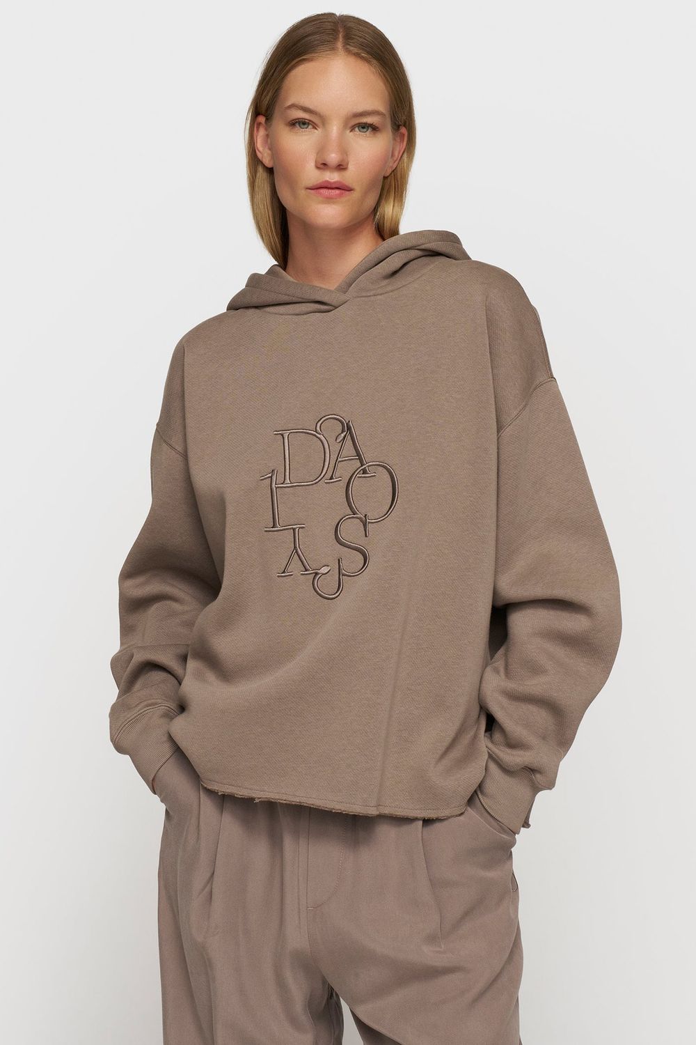 10 DAYS STATEMENT HOODIE EMBRO
