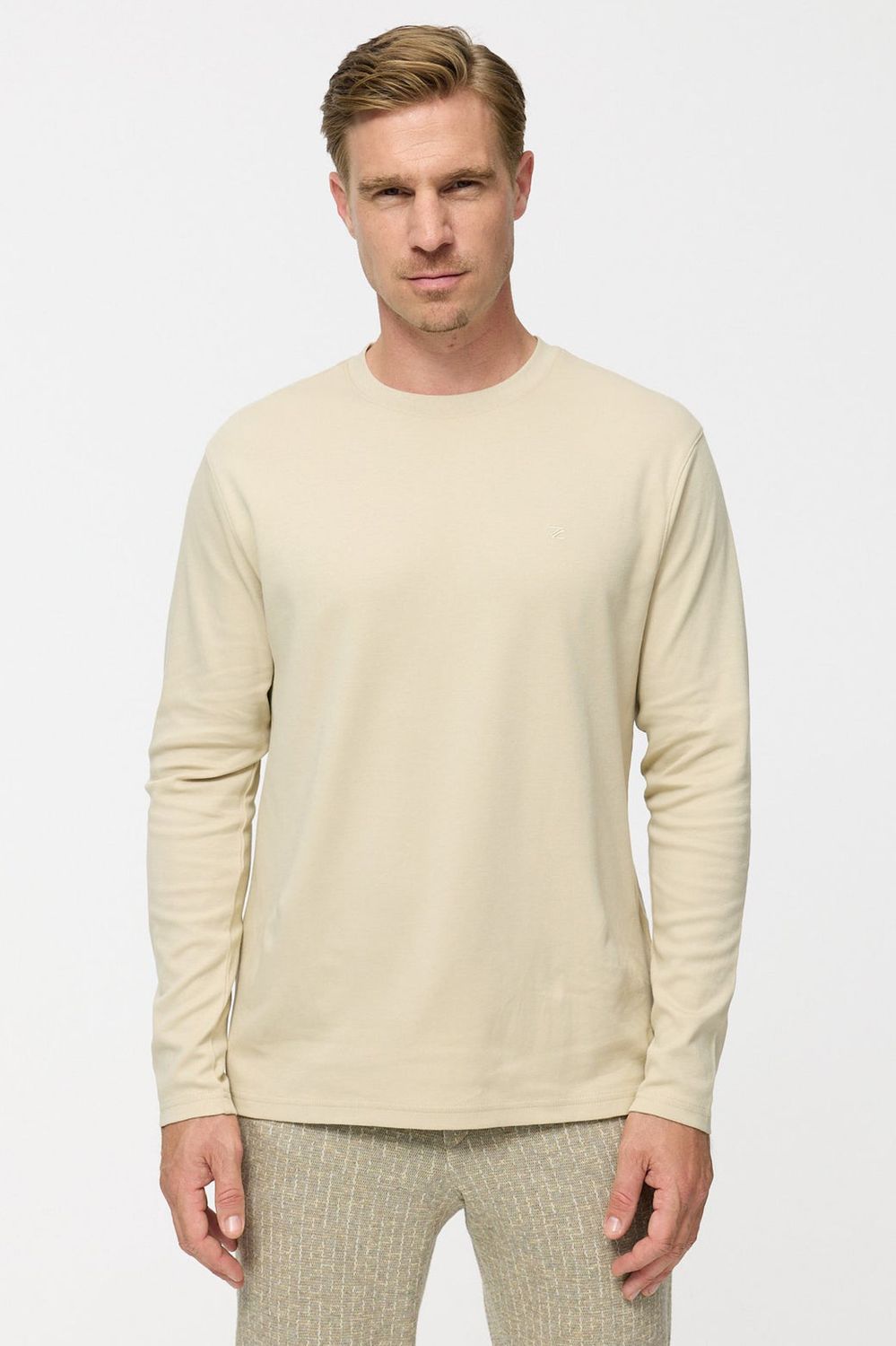 ZUITABLE LONGSLEEVE DIOWEN