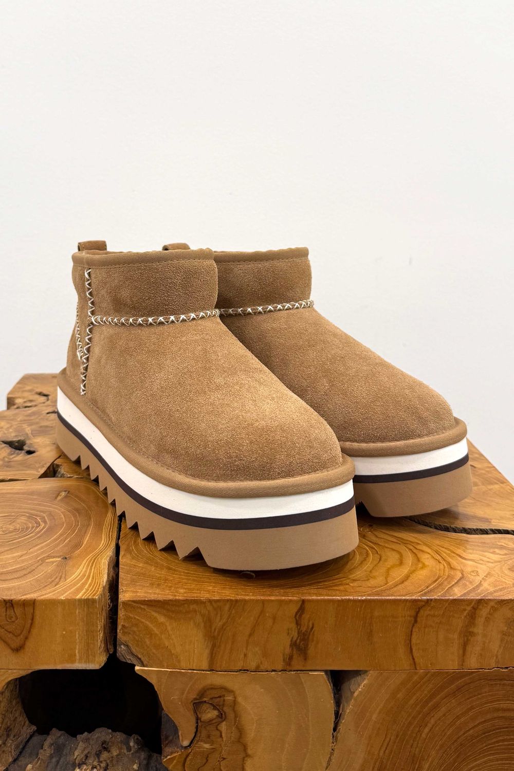 MISS OLIVIA BOOTS STELLA-A