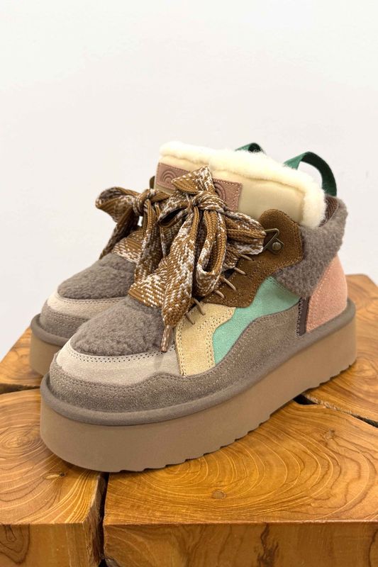 MISS OLIVIA BOOTS MOON 8