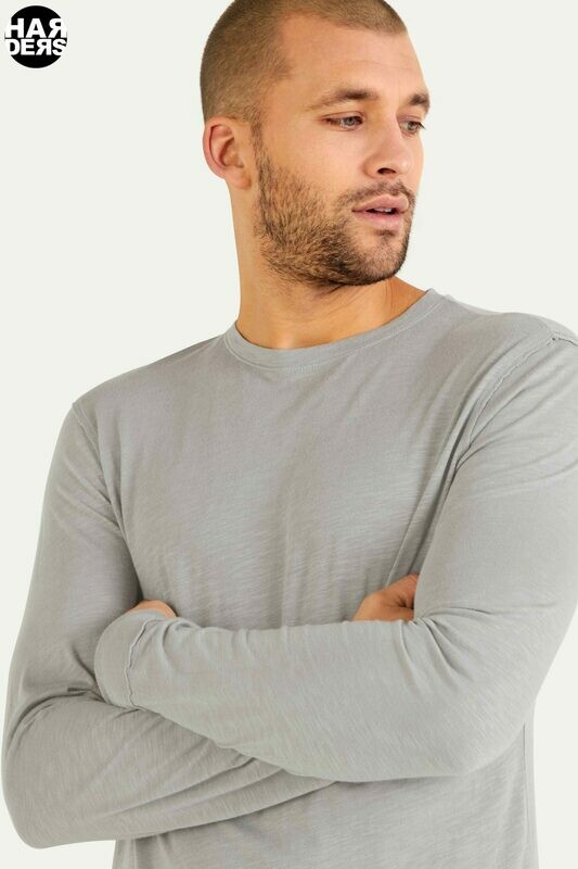 JUVIA Longsleeve