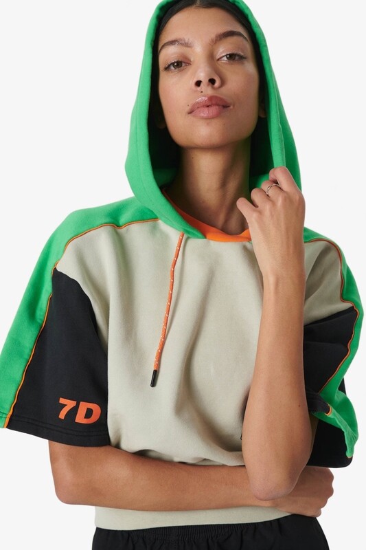 7 Days Cropped Hoodie EVONNE