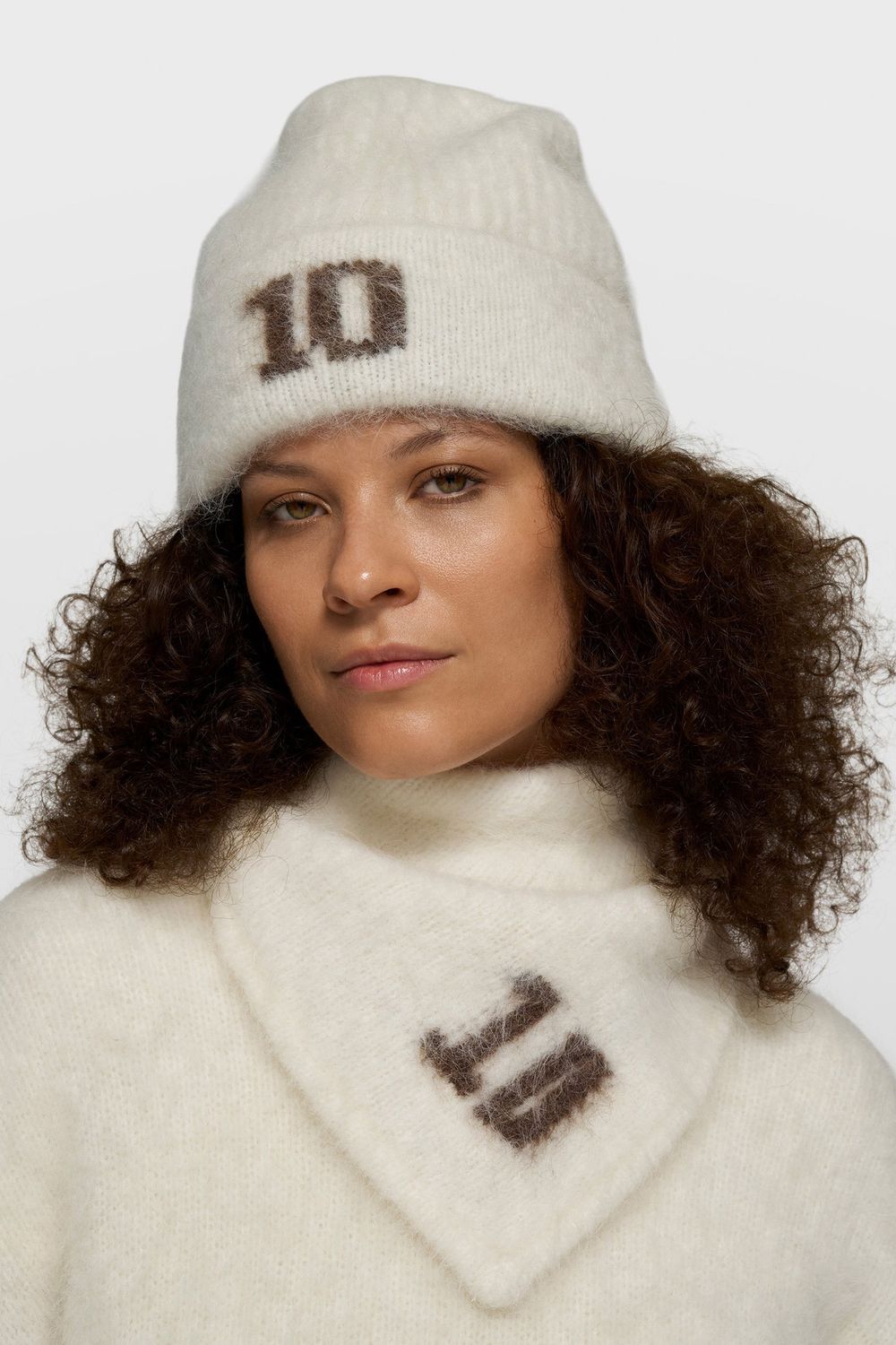 10 DAYS HAIRY KNIT BEANIE