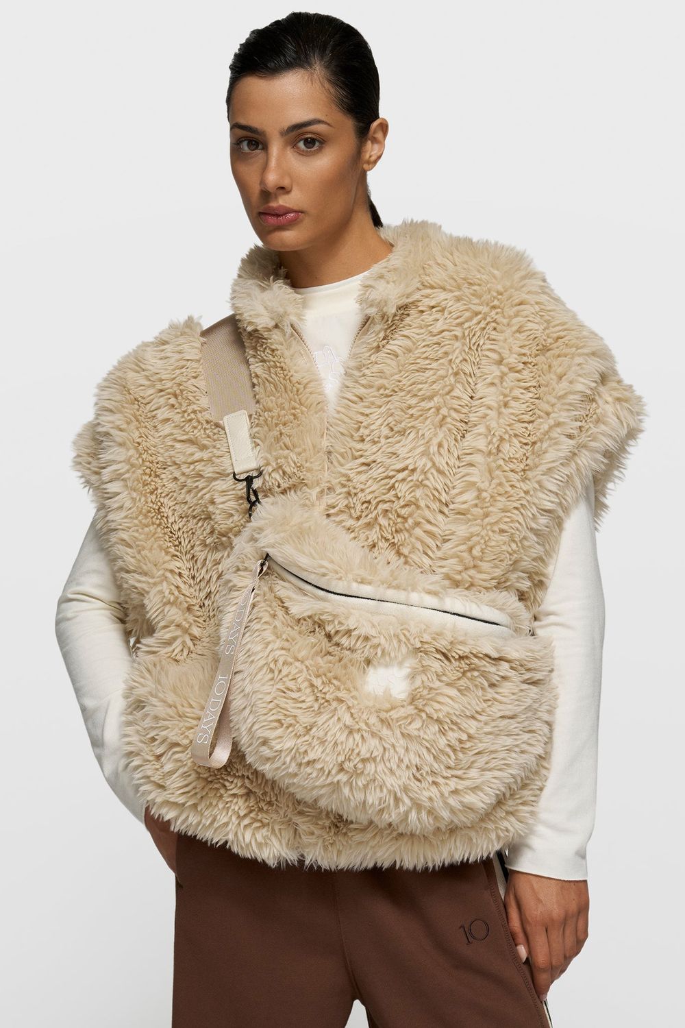 10 DAYS FLUFFY CROSS BODY BAG