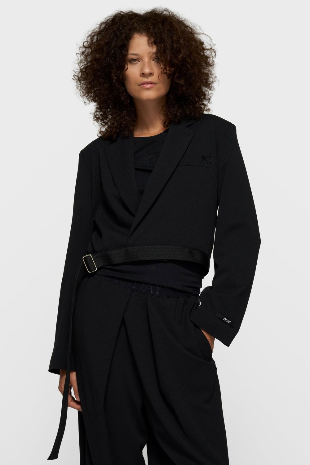 10 DAYS BELTED BLAZER