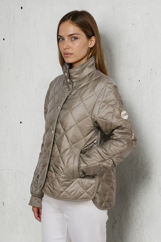 NO.1 COMO JACKE JACY