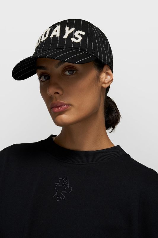 10 DAYS BASEBALL CAP