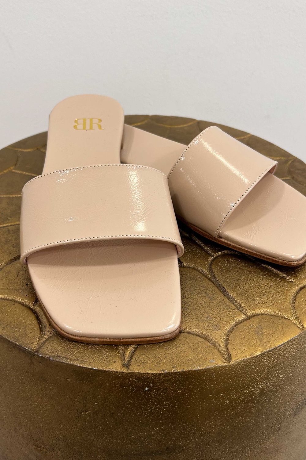 BLACKROSE SLIDES EDEN