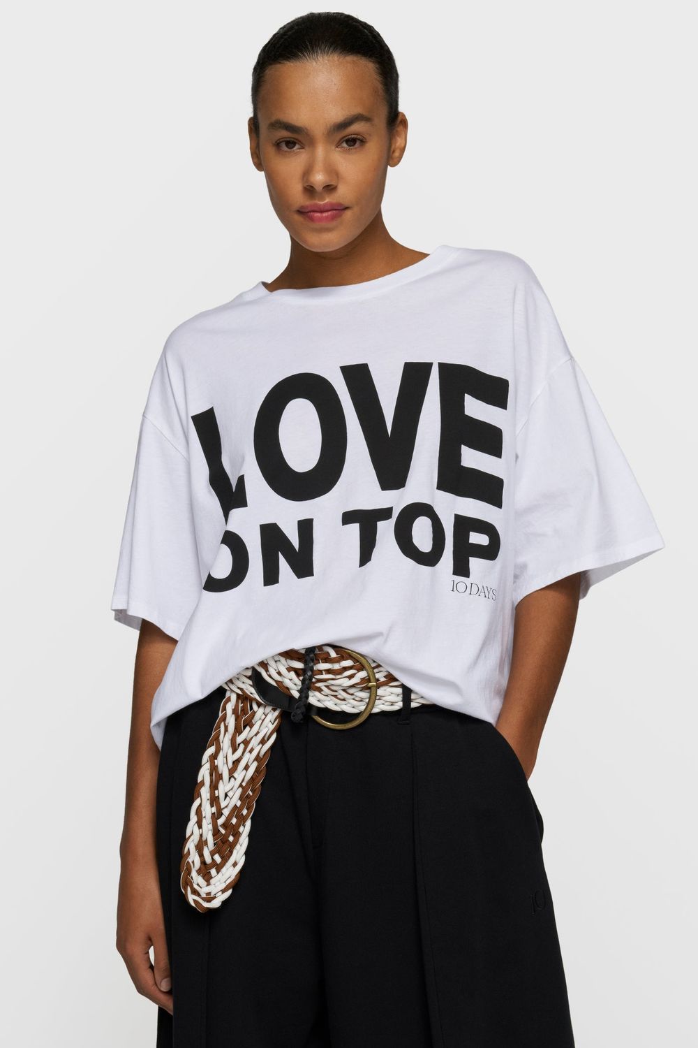 10 DAYS LOVE SHIRT