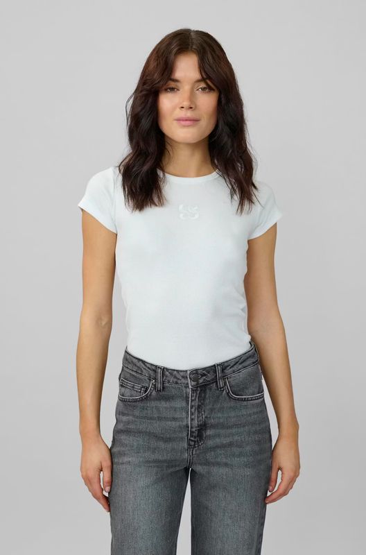 MY ESSENTIAL WARDROBE SHIRT THE MANDY