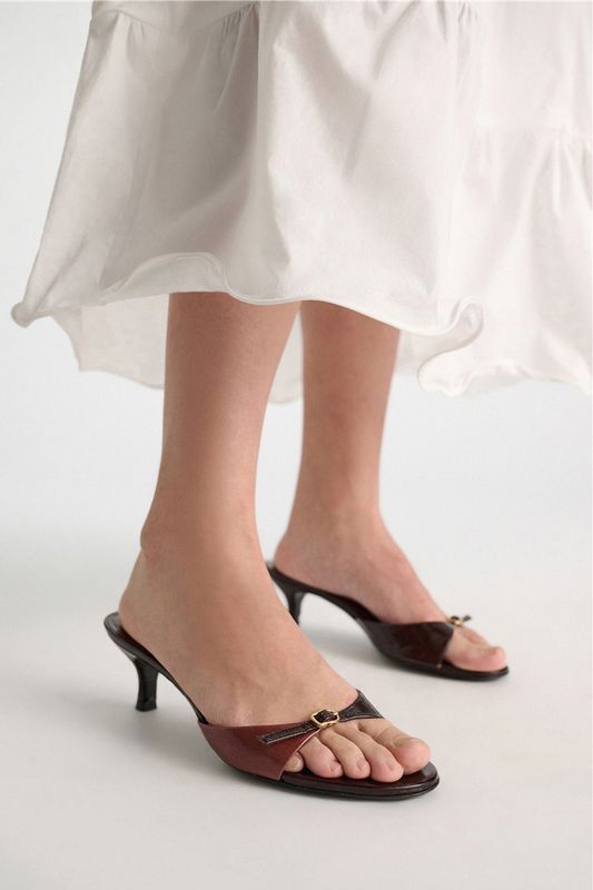 DOROTHEE SCHUMACHER KITTEN HEEL CRACKLE SHINE