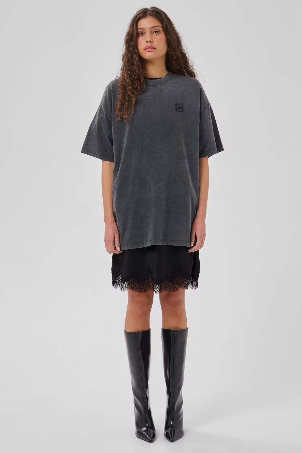 MY ESSENTIAL WARDROBE ROCK MWBRENDA