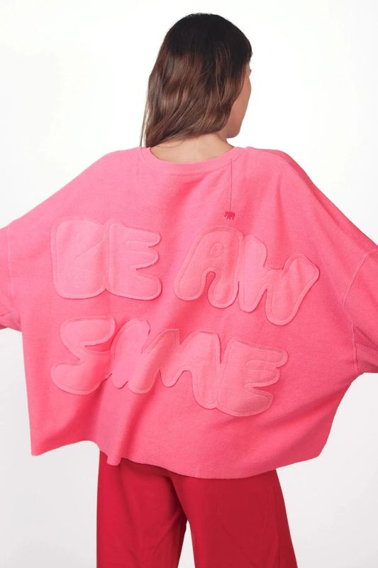 LOVE JOY VICTORY SWEATER BIRA
