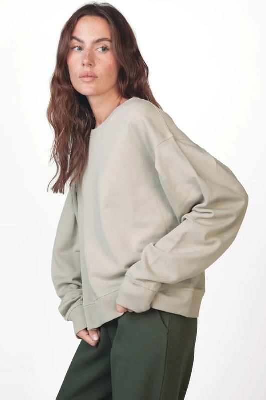 LOVE JOY VICTORY SWEATER LILIA