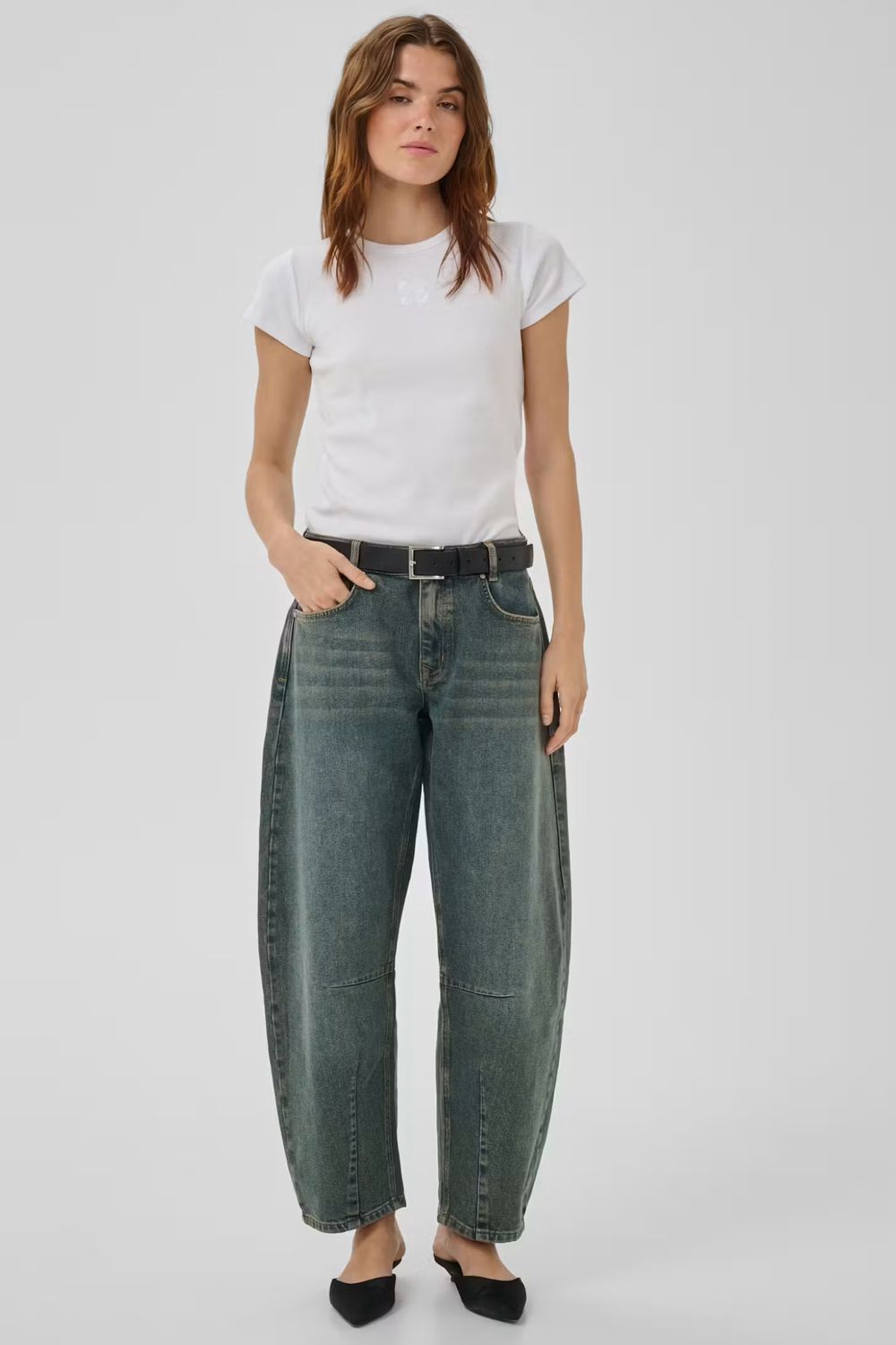 MY ESSENTIAL WARDROBE JEANS THE HOTTIE 139 LTD