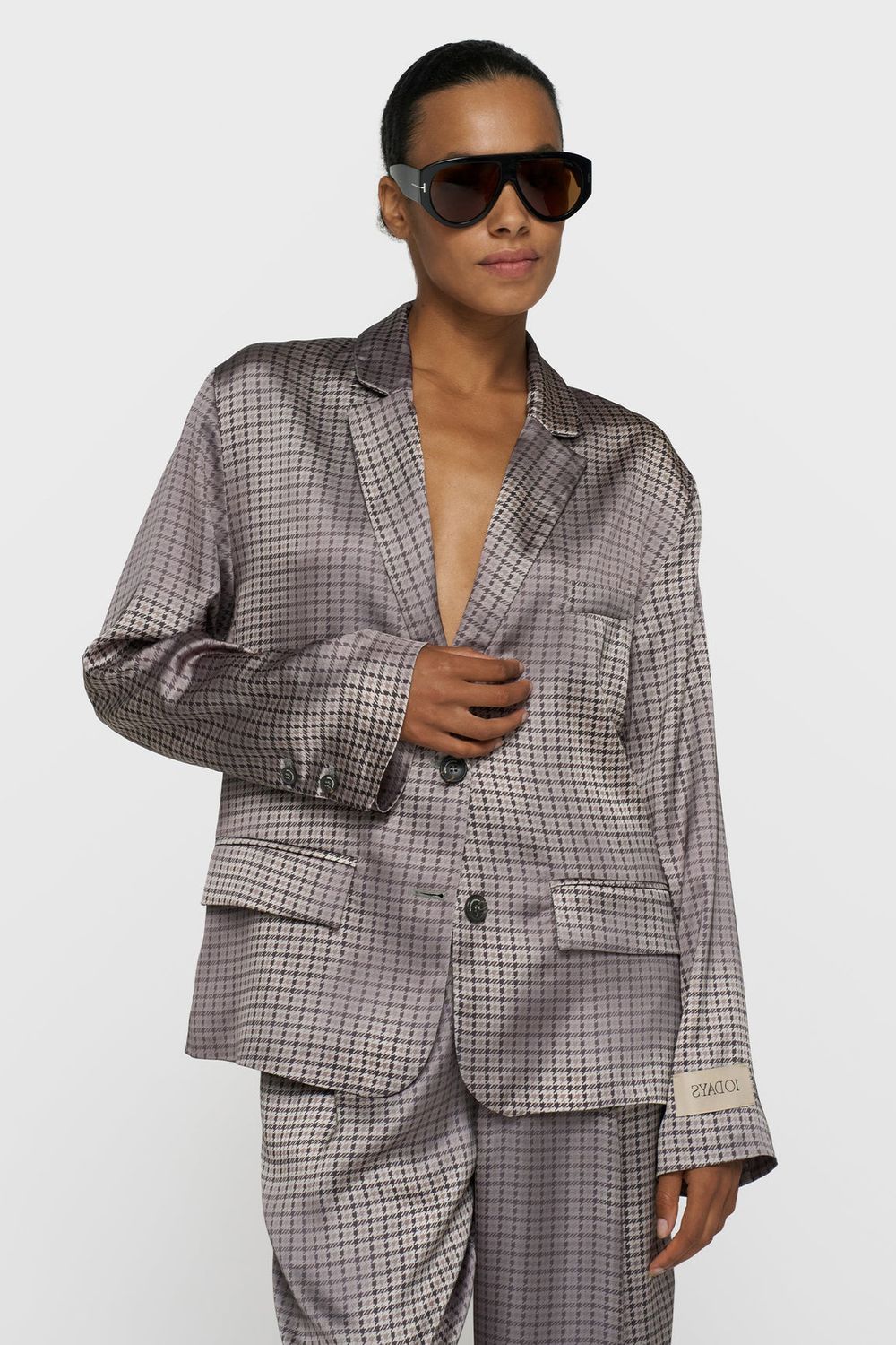 10 DAYS FLUID BLAZER CHECK