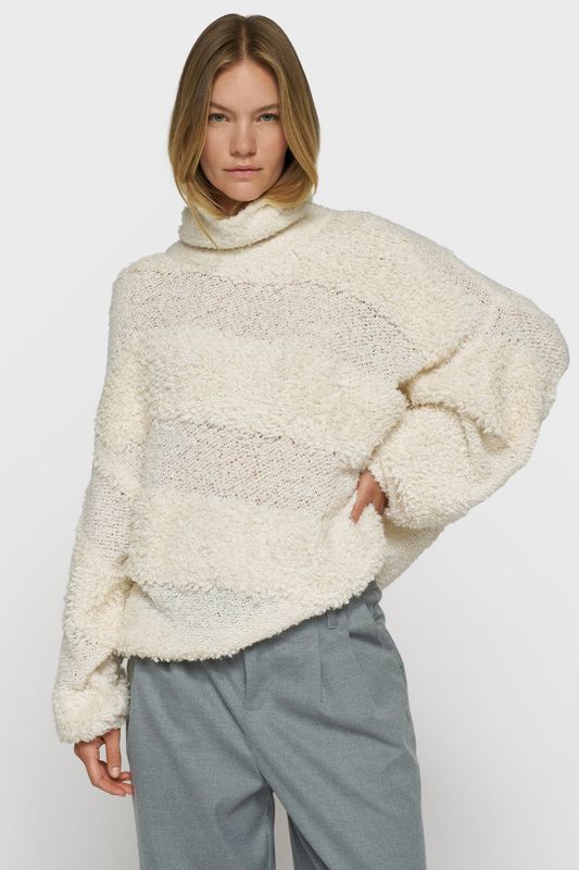10 DAYS LOOP KNIT SWEATER