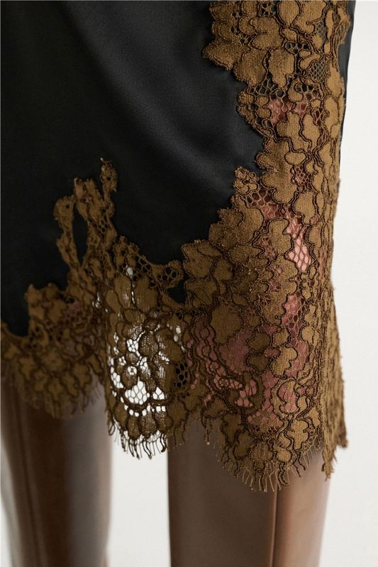 DOROTHEE SCHUMACHER ROCK SHINY STATEMENT
