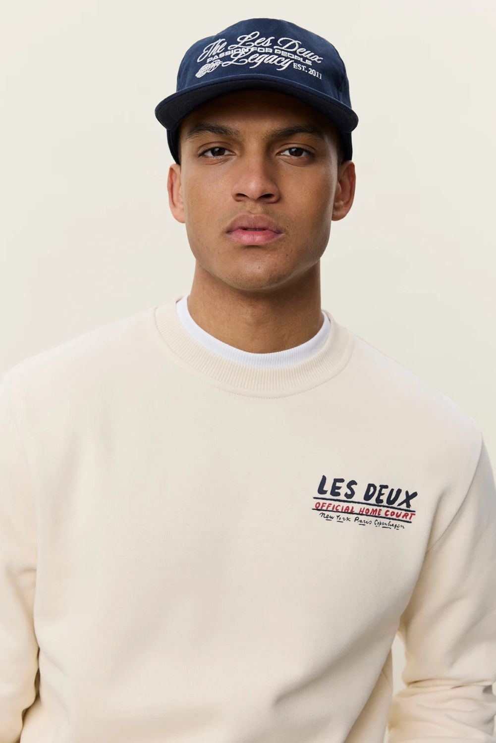 LES DEUX SWEATER RECORD