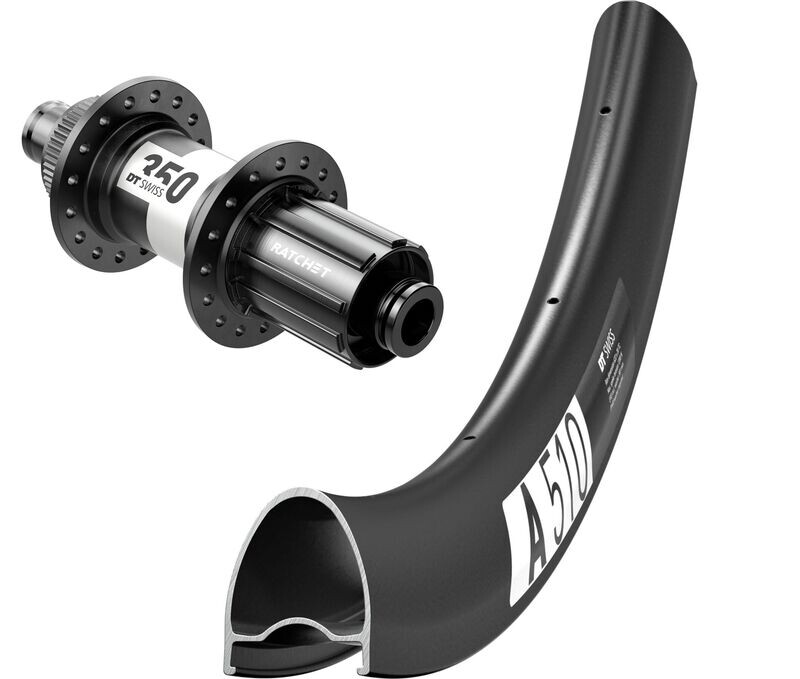 DT Swiss A 510 700c rim with DT Swiss 350 hubs. For disc brake and 12mm thru-axle or Quick release. SHIMANO