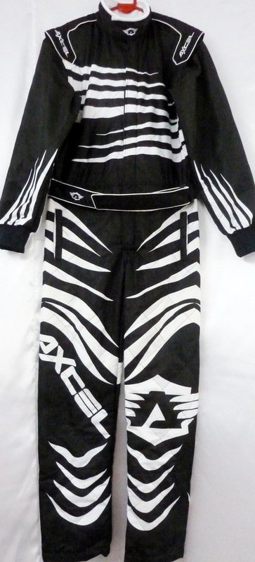 CIK Axcel Rayas Suit