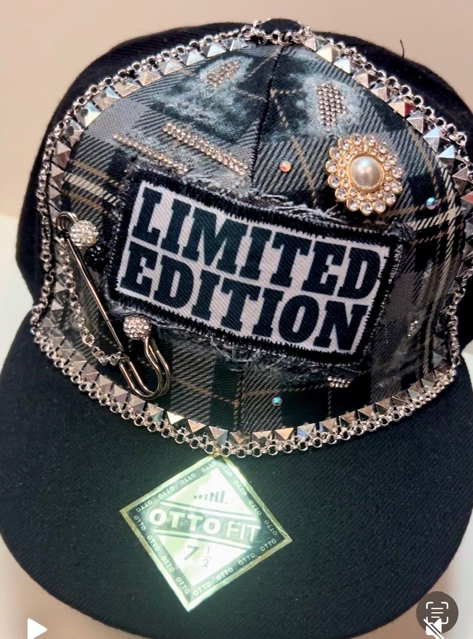 Limited Edition 7 -1/2 fitted Junk Hat