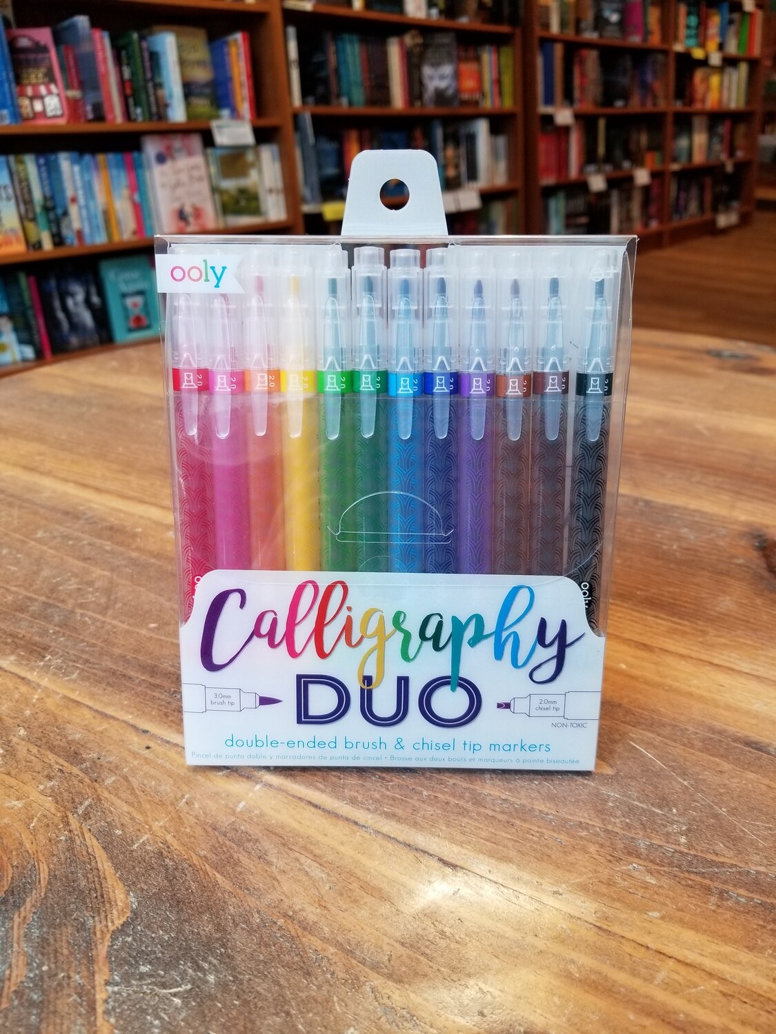 Calligraphy Duo - chisel and brush tip markers