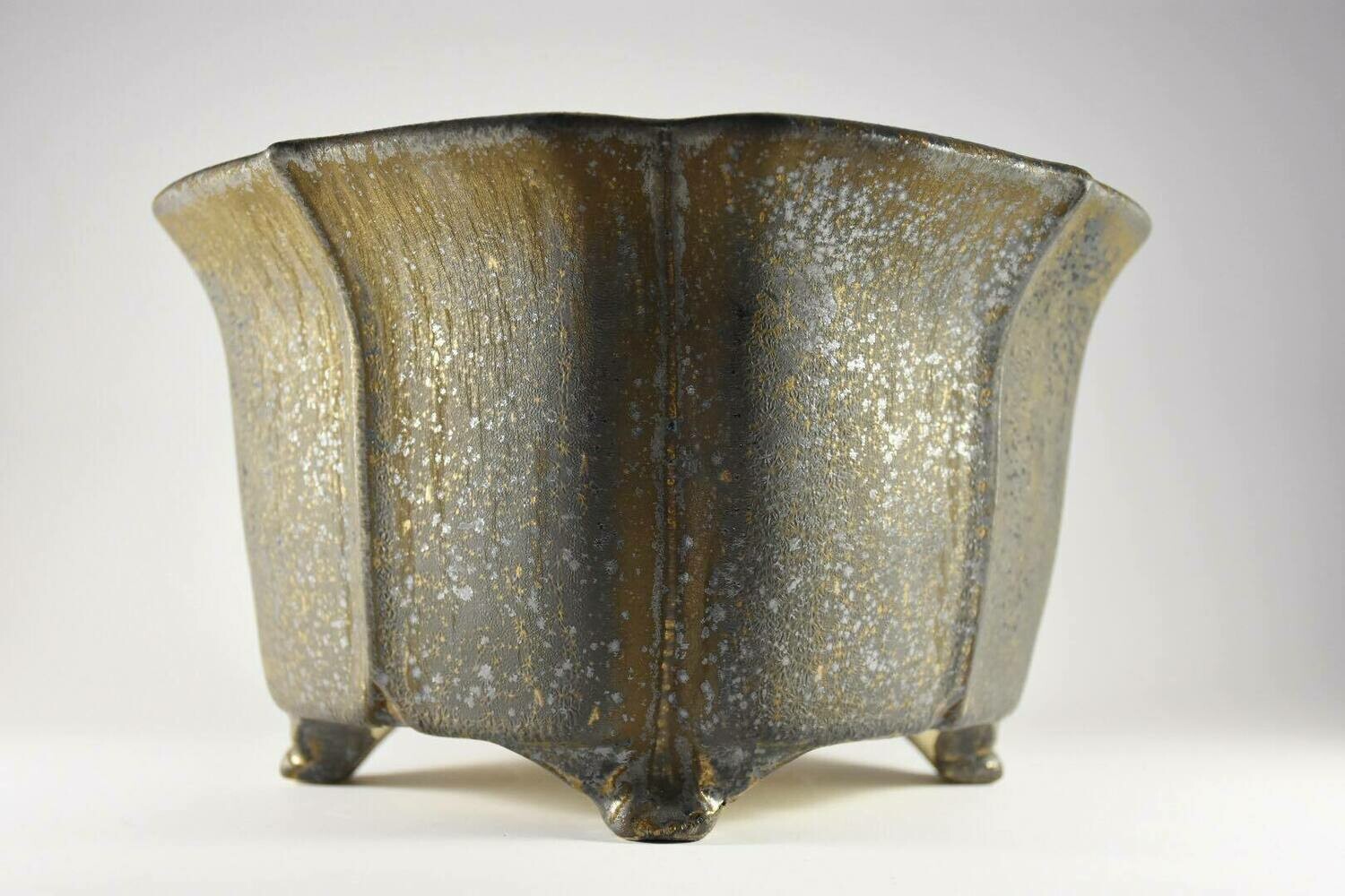 SOLD-  Me and Raimondi - 24cm; Cascade bonsai pot; Glazed; Superb design; Metallic Bronze Glaze;  Matjaz Raimondi &amp; Nastja Legvart