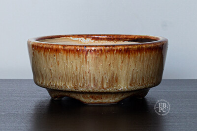 Yaruki Ceramics - Rome.   9.7cm; Round; Running Biscuit Glaze; Browns; White; Made by Giuseppe Lombardo