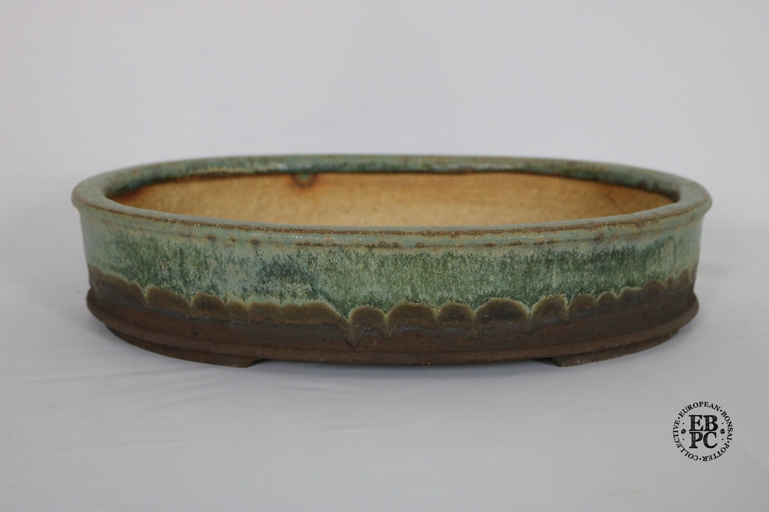 Erin - 34cm; Oval; Glazed; Made by Victor Harris