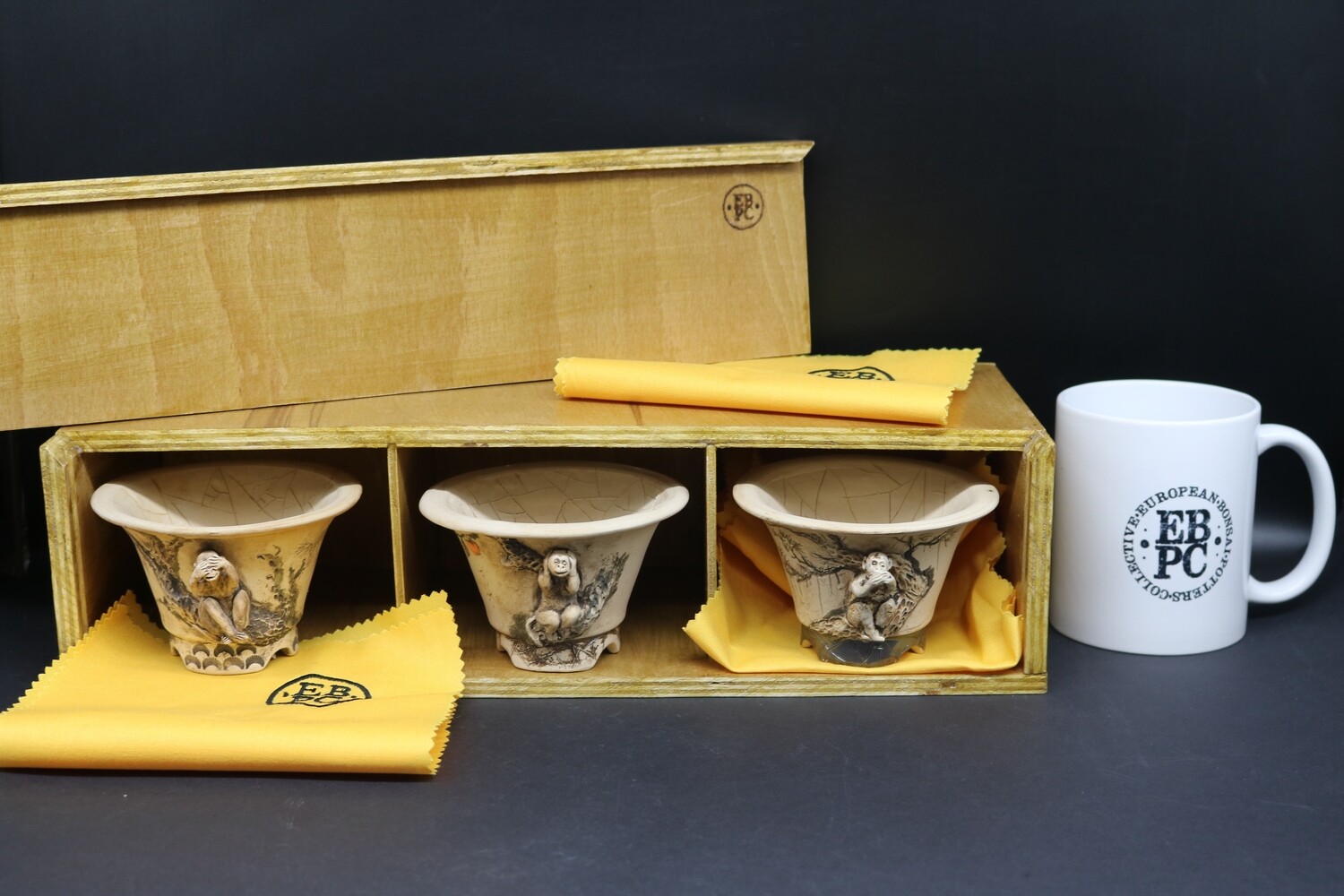 Lotus Bonsai Studio - * EBPC Stamped*; Boxed Trio; Monkeys; Hear no Evil - See no Evil - Speak no Evil.; Round; Cascade; Sculpted; Made in Marseille;